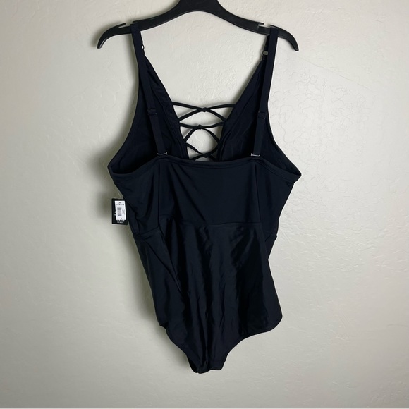 ❌SOLD Torrid Black Wireless Strappy Front One Piece Swimsuit 3X NWT 12074135 - Picture 7 of 12